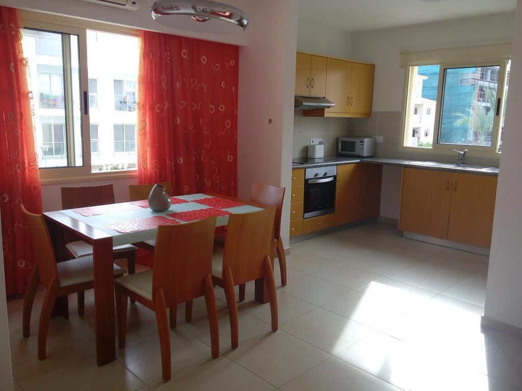 Elysia Park 9-202 Apartman Paphos Kültér fotó